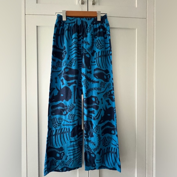 Gap boy’s Dinosaur fleece pj set - Picture 3 of 7
